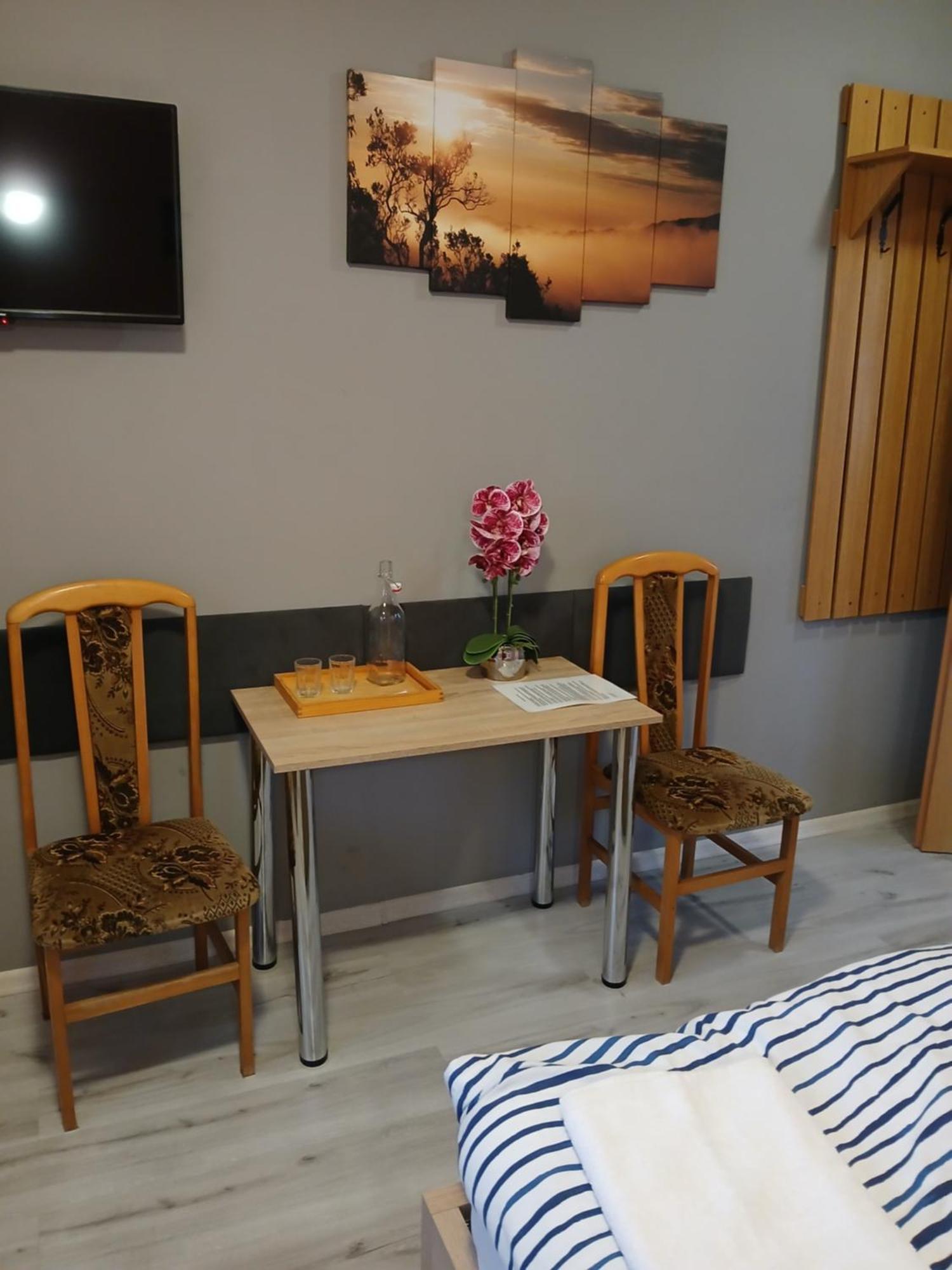 Bed and Breakfast Dom Brama Mazur Острода Екстер'єр фото